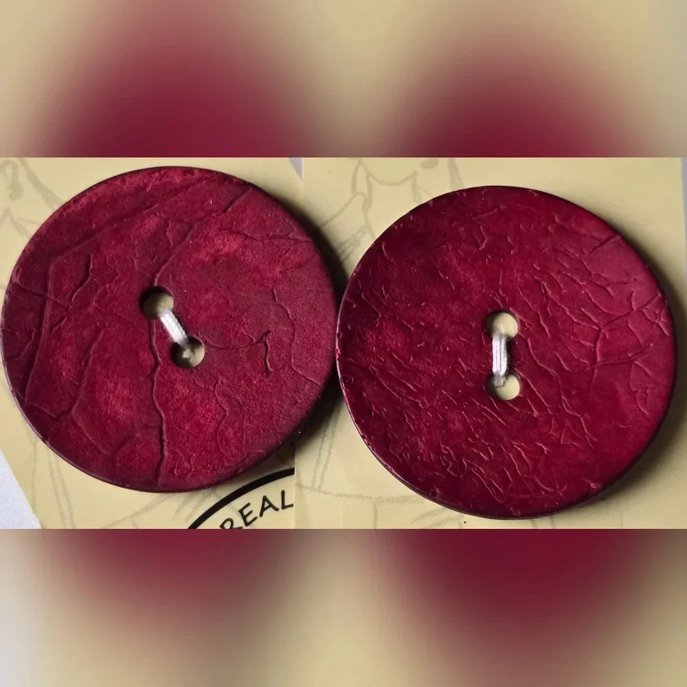 2 Large Real Coconut Shell Buttons Belle Buttons by Dritz - Picture 2 of 4
